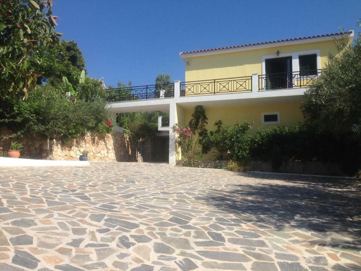 Seapine * Lassi (Kefalonia)